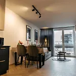 Jp Centre * 华沙